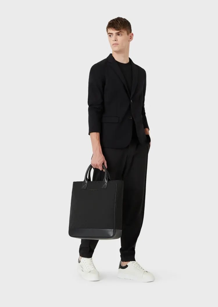 Notched lapel blazer