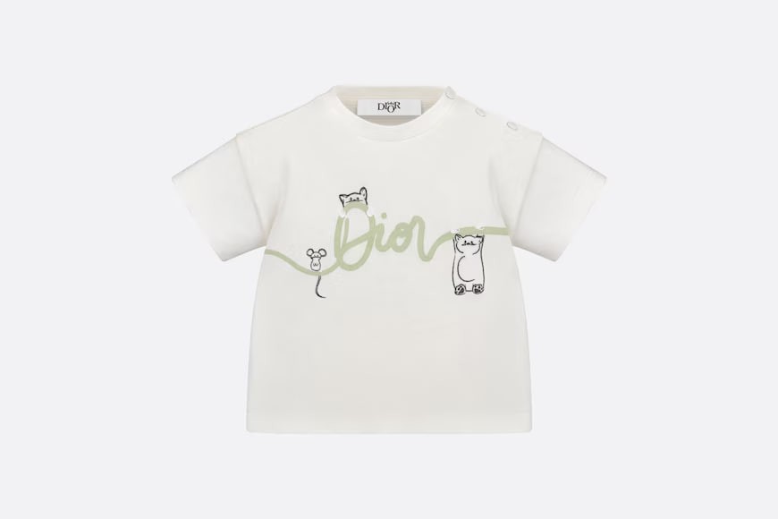 Buy a T-shirt.  Ivory cotton plain cloth.  Numbering: 3WBM43TEEC_Y013